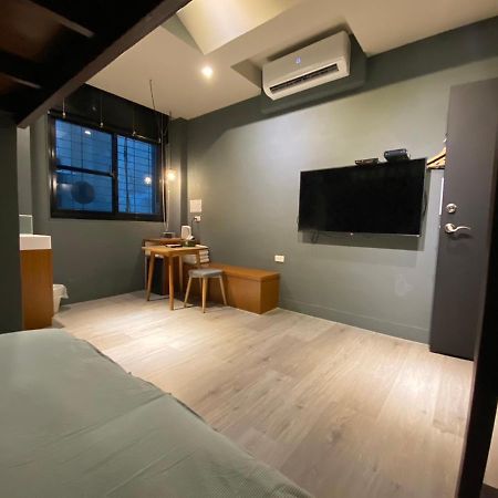 良文旅2館ryou Hotel Vintage - II Ταϊνάν Εξωτερικό φωτογραφία