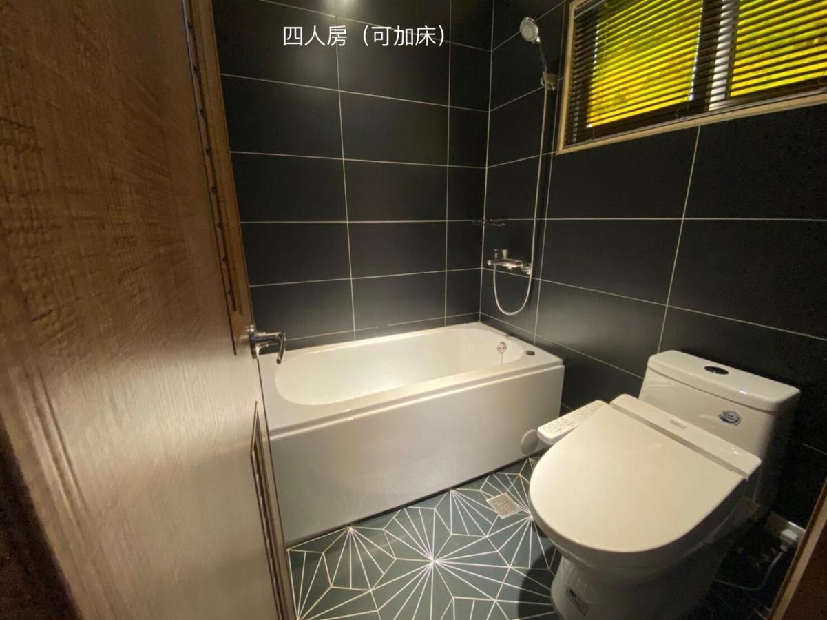良文旅2館ryou Hotel Vintage - II Ταϊνάν Εξωτερικό φωτογραφία